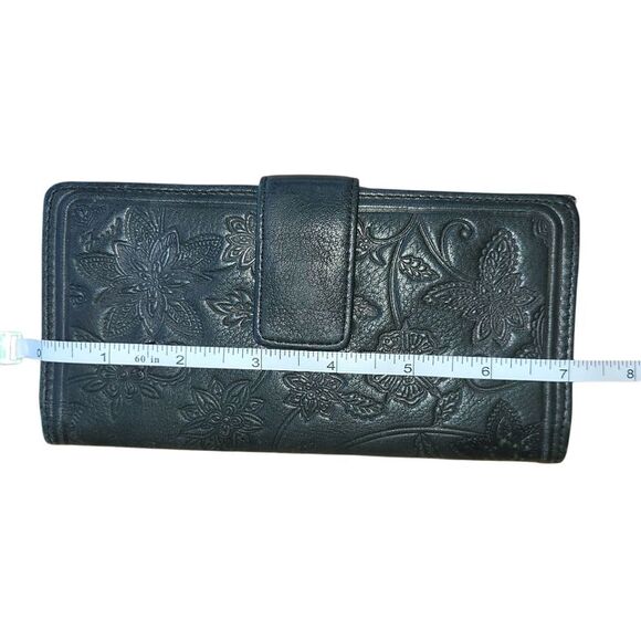 Fossil Black Leather Wallet, Embossed Floral Pattern - Picture 3 of 7